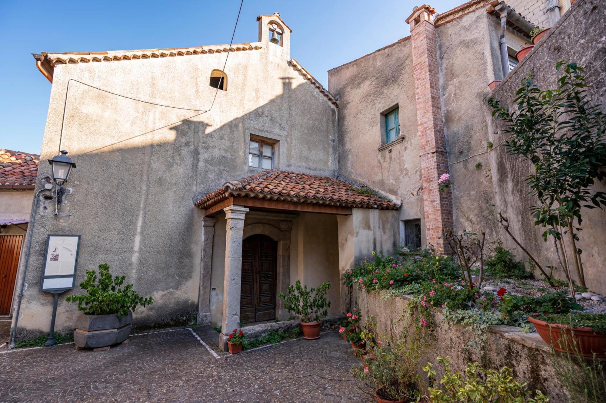 Piazza Laurino Apartments Basic Excursions Alto Cilento Cammino Giubilare Di Santelena מראה חיצוני תמונה