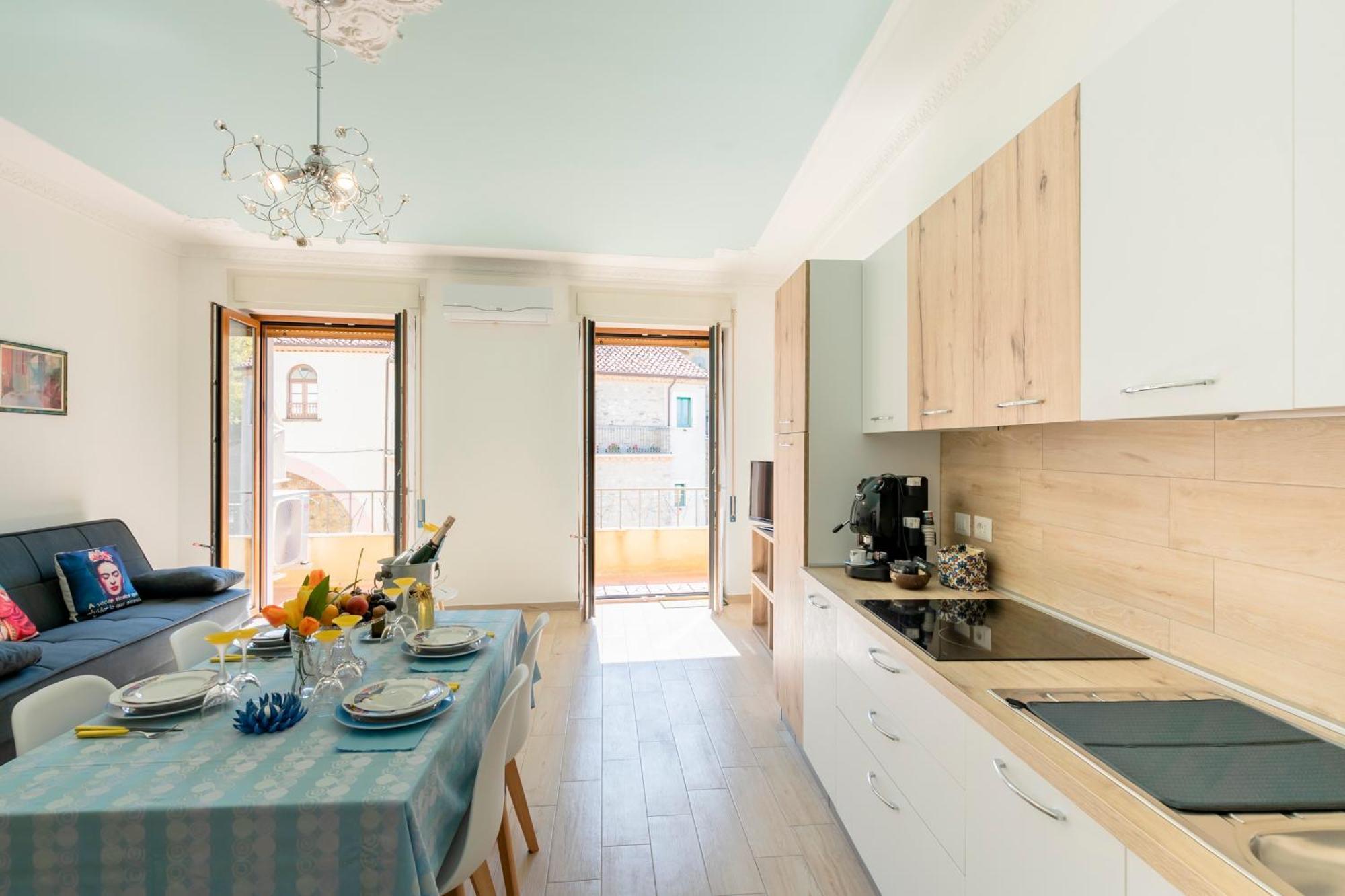 Piazza Laurino Apartments Basic Excursions Alto Cilento Cammino Giubilare Di Santelena מראה חיצוני תמונה