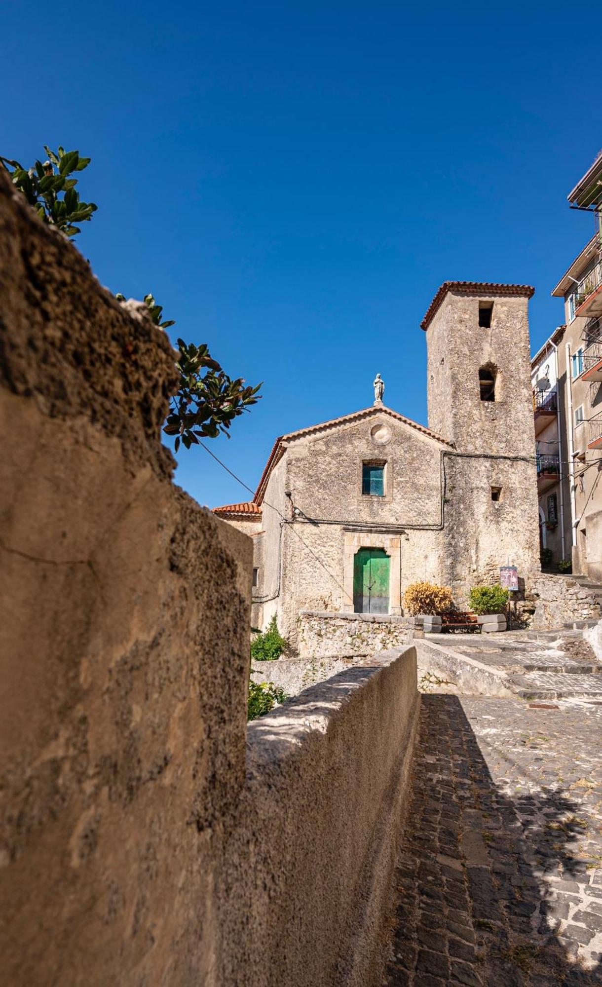 Piazza Laurino Apartments Basic Excursions Alto Cilento Cammino Giubilare Di Santelena מראה חיצוני תמונה