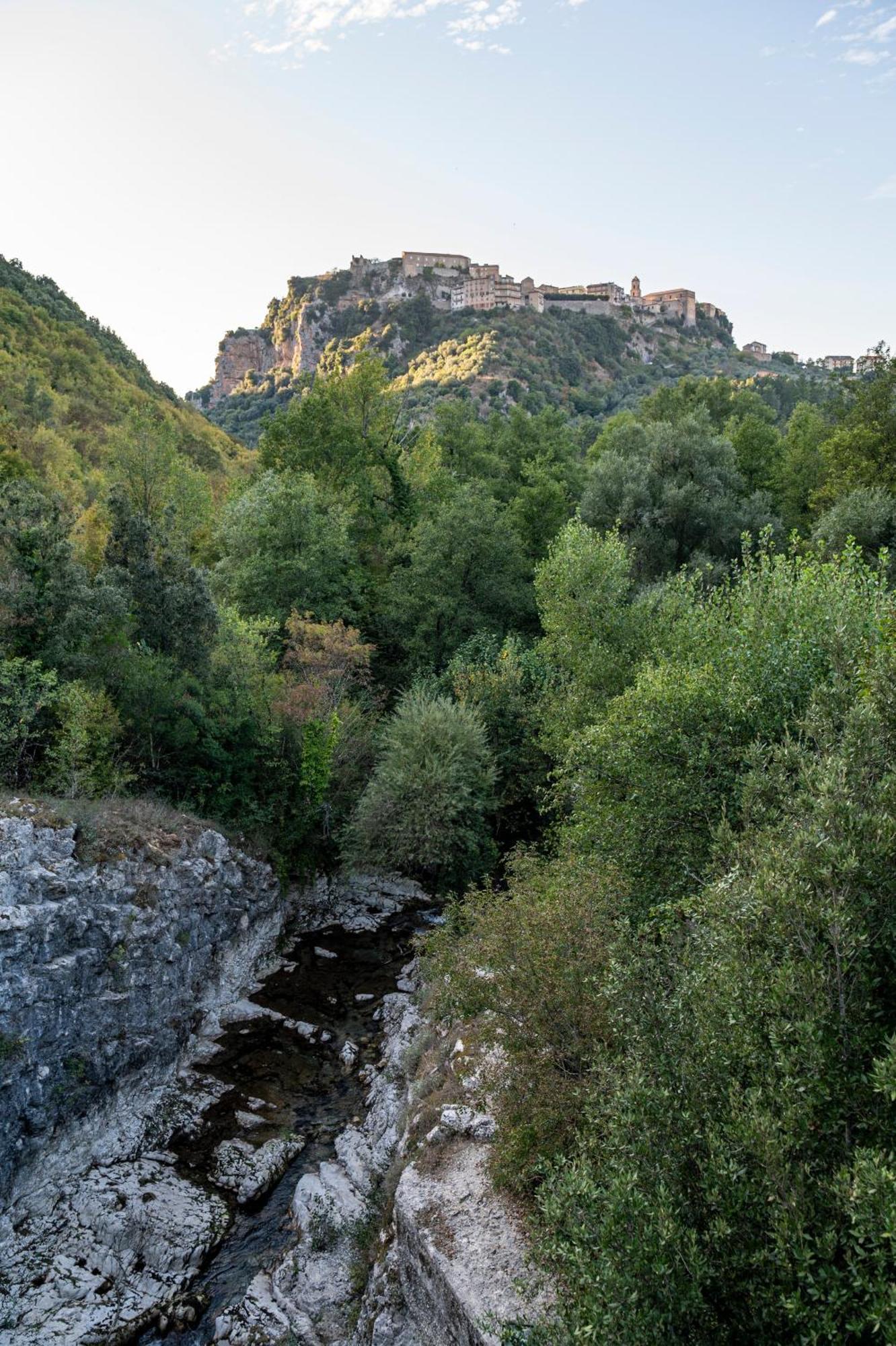 Piazza Laurino Apartments Basic Excursions Alto Cilento Cammino Giubilare Di Santelena מראה חיצוני תמונה